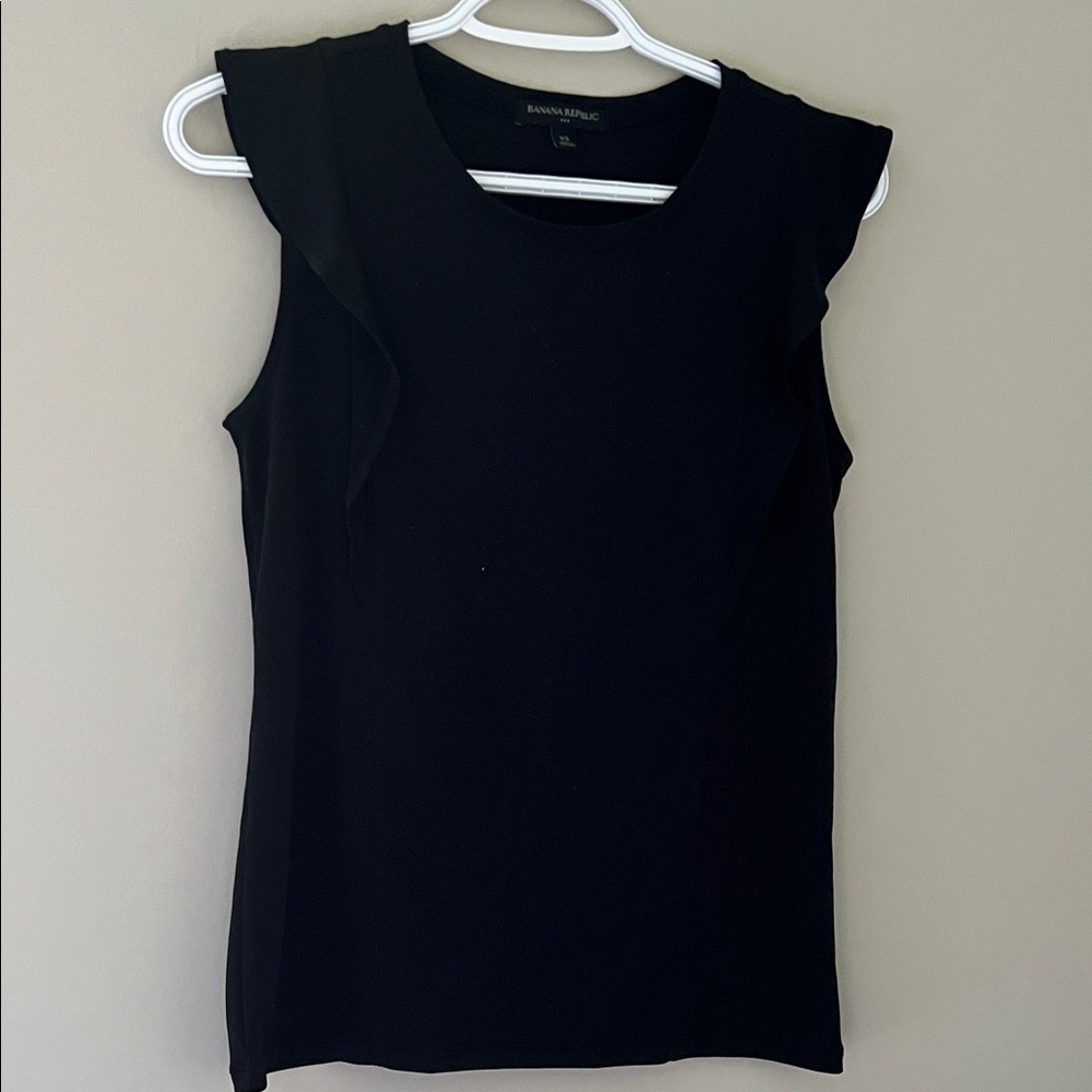 Banana Republic Black Ruffle Sleeve Blouse Women’s XS